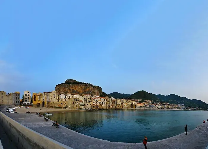 Casa Panoramica Santa Lucia * Чефалу