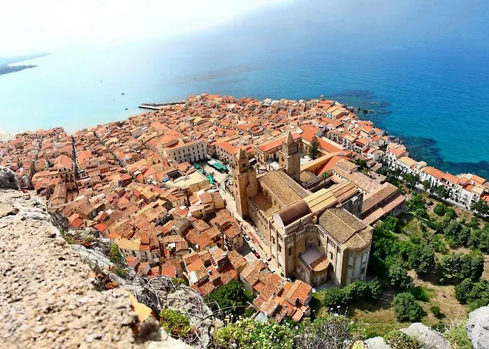 Casa Panoramica Santa Lucia * Чефалу